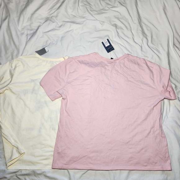 Bundle of 2 women's graphic T-shirts, Universal Thread & Zoe+Liv, size L. - Picture 8 of 8